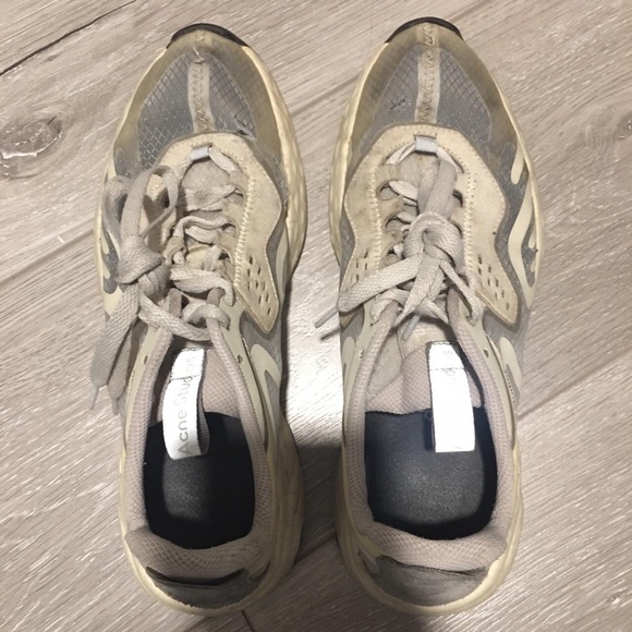 2 for 1 Acne sneakers / trainers, Size 8.5 or EU 39, vegan, in Black and White - Picture 6 of 7
